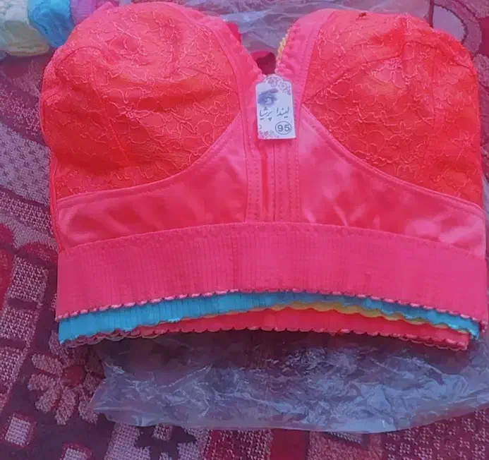 صـدف|لباس|میناب, |دیوار