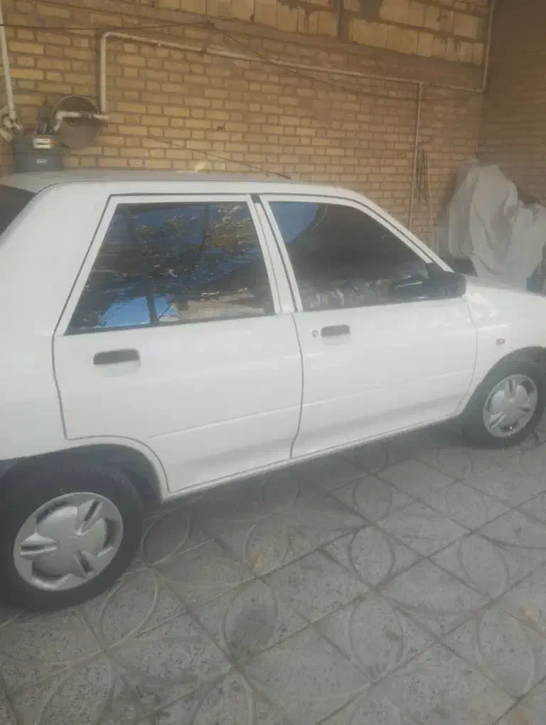 پراید|خودرو سواری و وانت|بروجن, |دیوار