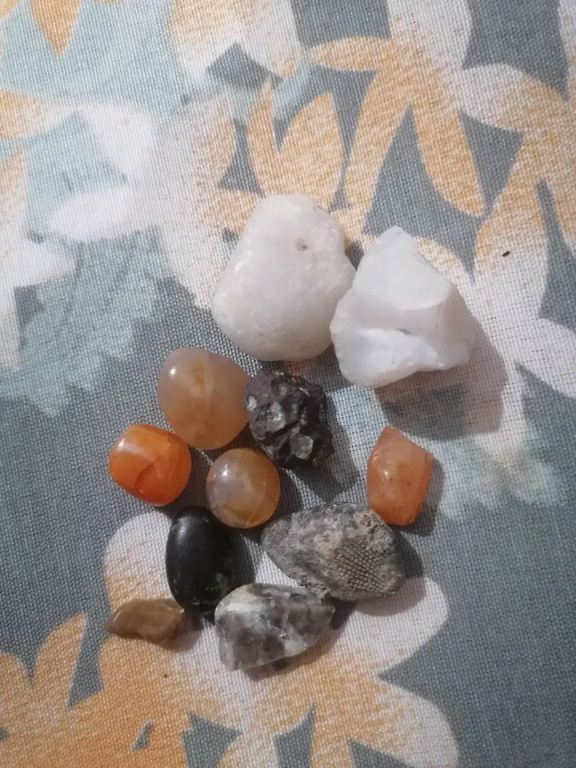 سنگ قیمتی|جواهرات|آق قلا, |دیوار