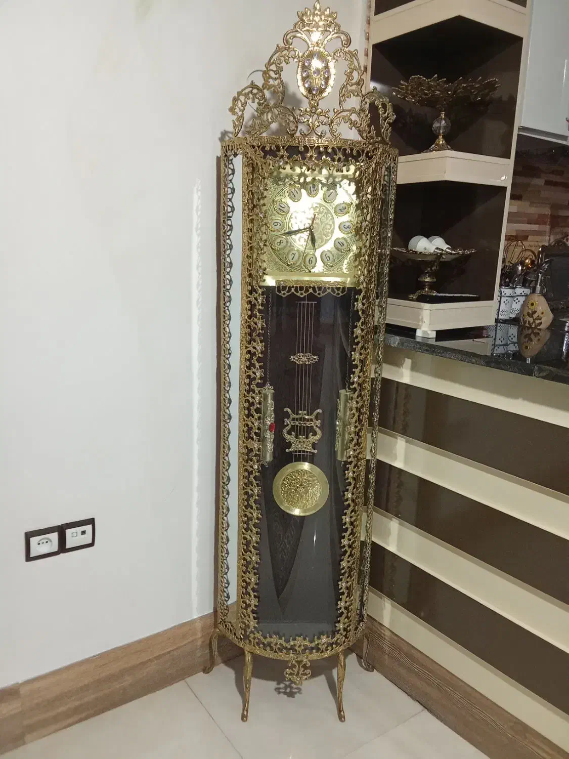 ساعت برنز اصل|ساعت دیواری و تزئینی|نورآباد, |دیوار