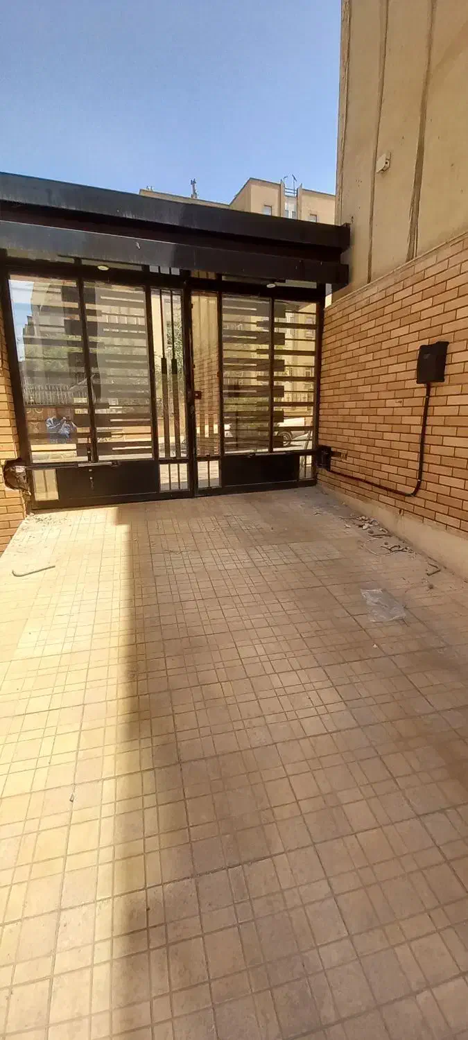 در برقی. کرکره برقی. جوشکاری|خدمات پیشه و مهارت|اصفهان, وحید|دیوار