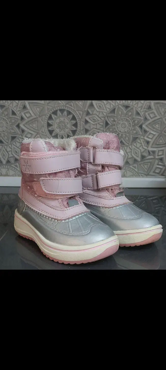 بوت و کاپشن دخترونه ترک|کفش و لباس بچه|کرج, شهرک جهاننما|دیوار