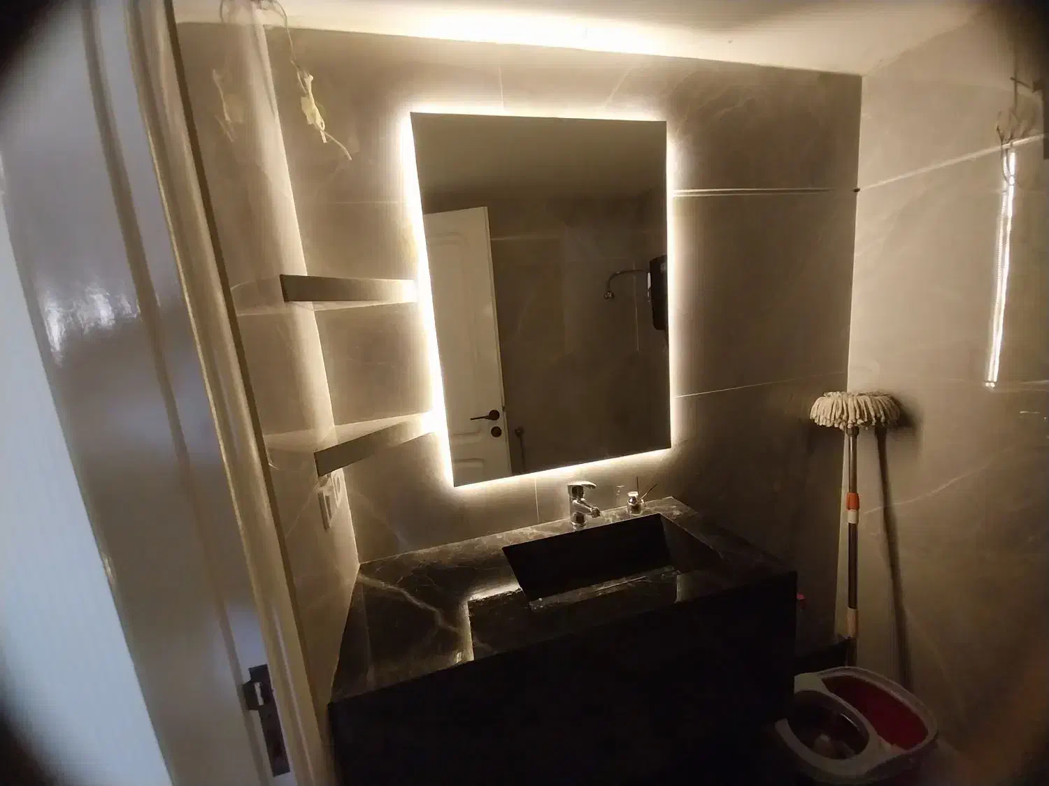 روشویی سرامیکی /روشامیک/|لوازم سرویس بهداشتی|اصفهان, شمس آباد|دیوار