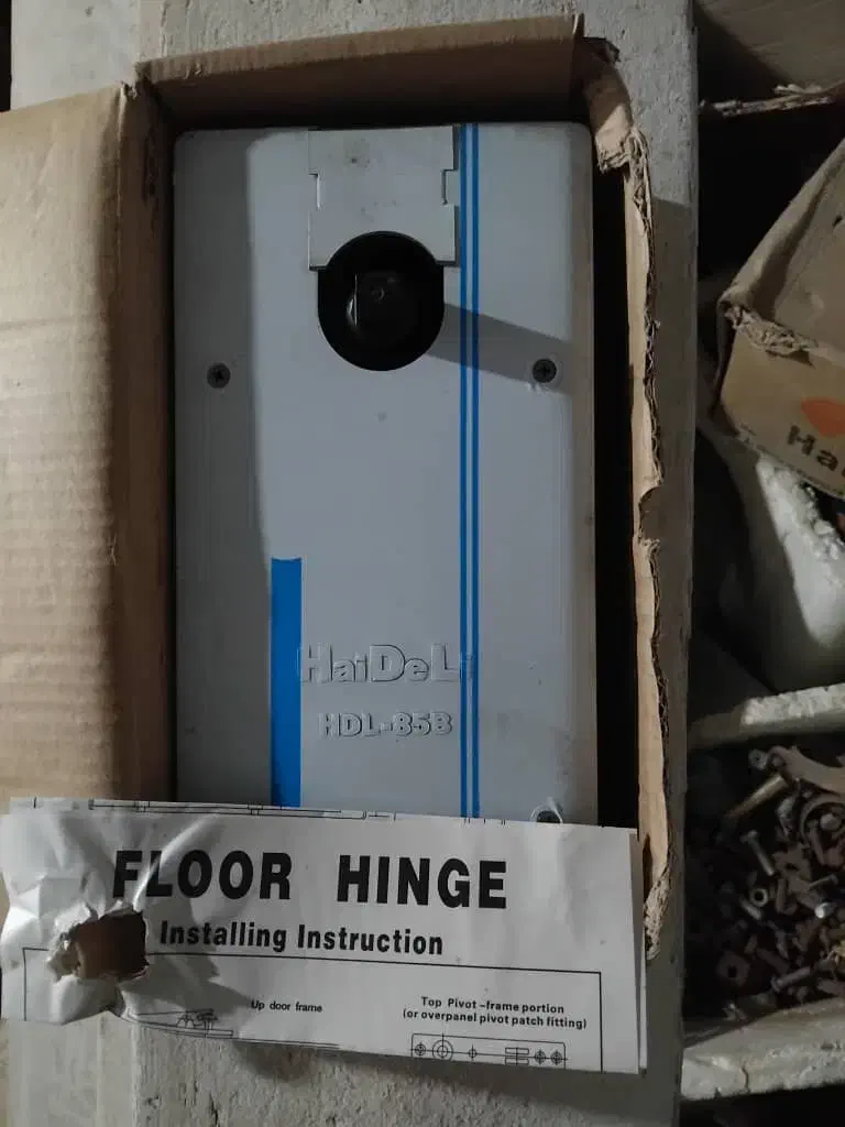 تعمیرات تخصصی شیشه سکوریت|خدمات پیشه و مهارت|بندرعباس, |دیوار