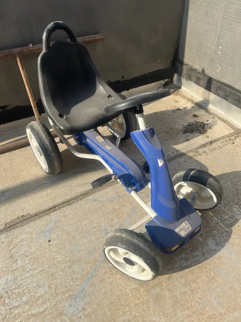 چهار چرخ و صندلی بچه سالم|اسباب و اثاث بچه|اسلام‌شهر, صادقیه|دیوار