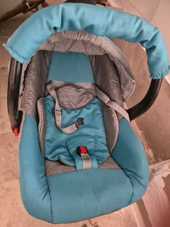 روروئک و کریر|اسباب و اثاث بچه|اردبیل, |دیوار