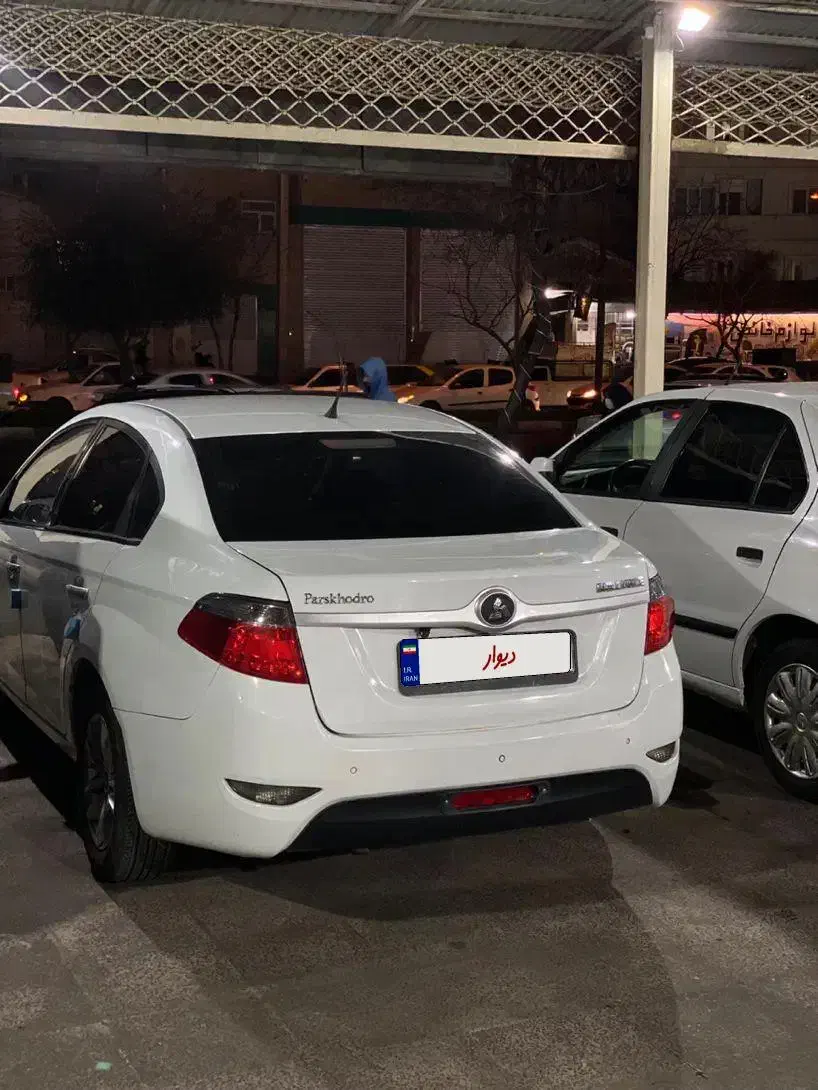 برلیانس ۳۳۰|خودرو سواری و وانت|رشت, یخسازی|دیوار