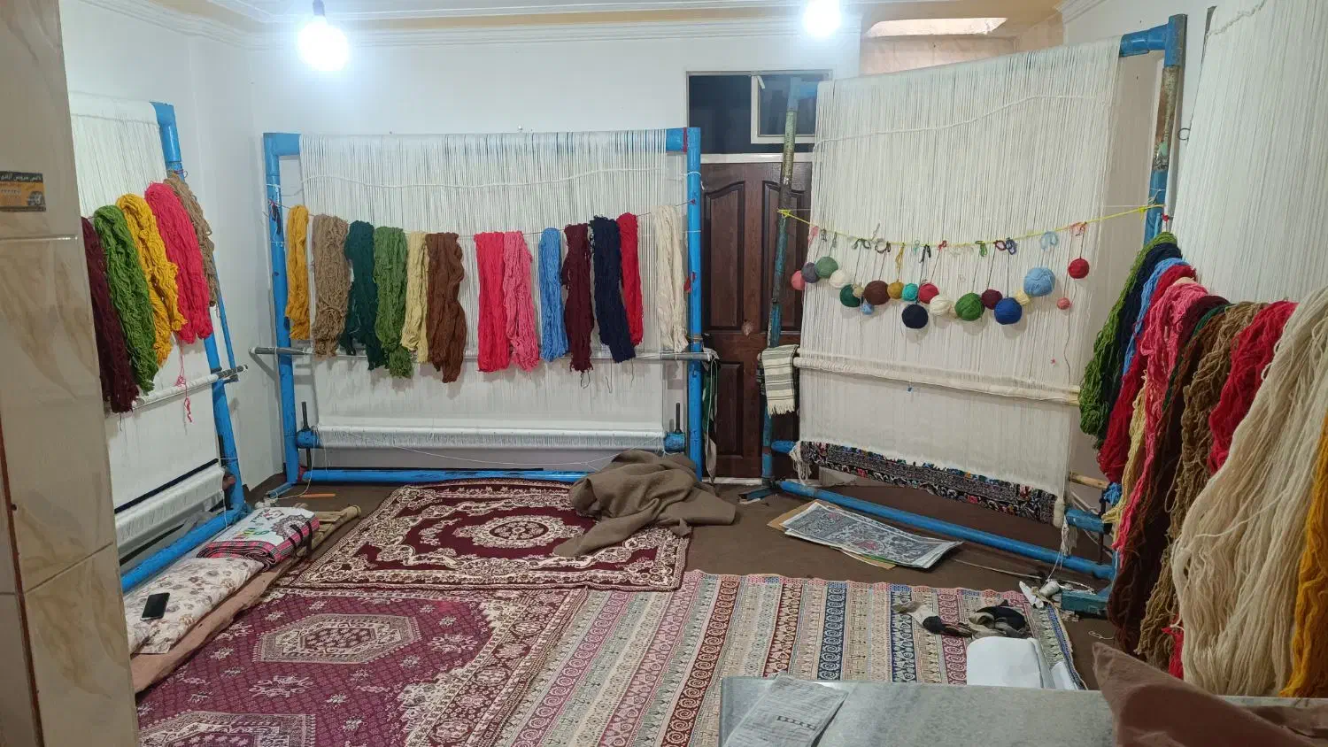 دار قالی و فرش تون|فرش|سنندج, |دیوار