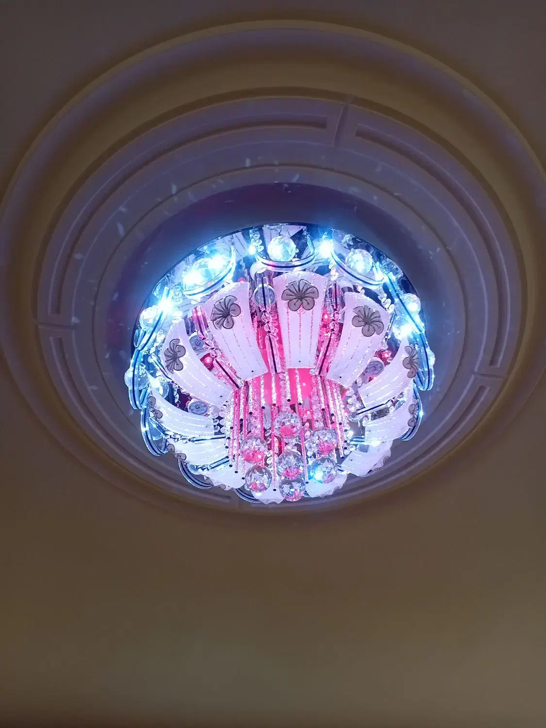 لوستر|لوستر و چراغ آویز|سمنان, |دیوار