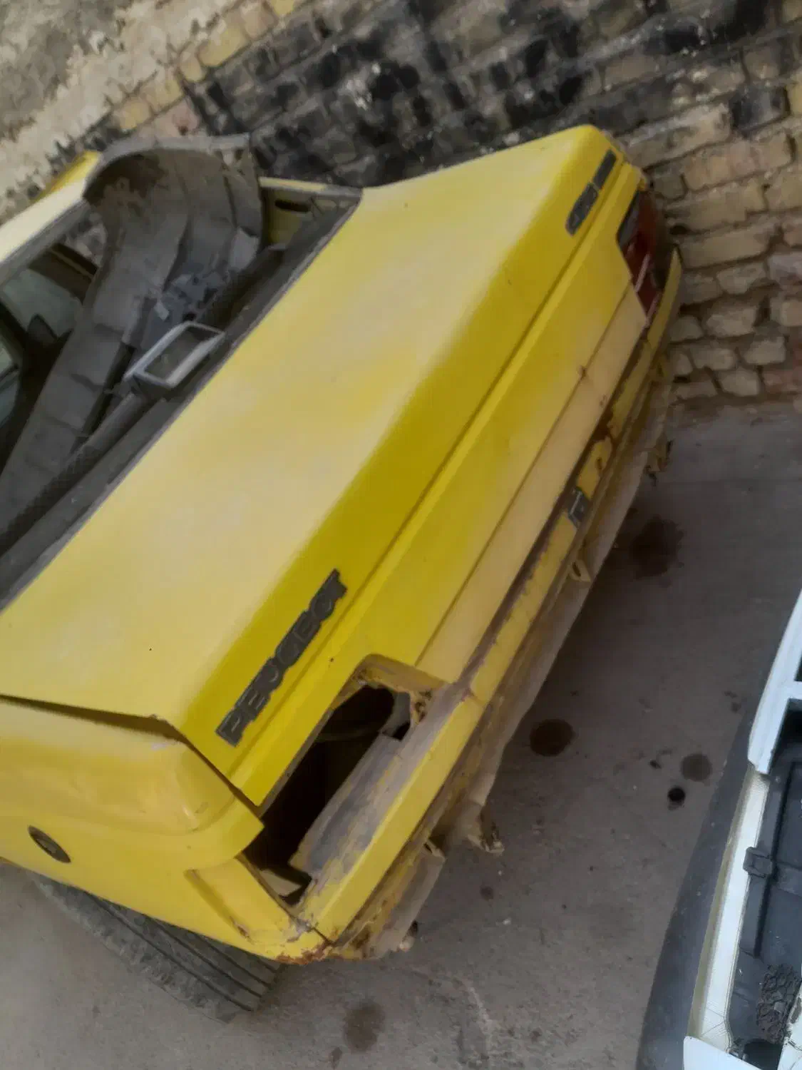 تاکسی پژو تصادفی|خودرو سواری و وانت|شیراز, وزیرآباد|دیوار