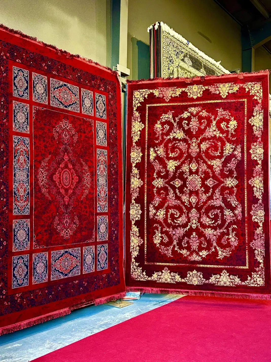 ۱۲۰۰ شانه رنگین کمان/فرشتگان|فرش|شیراز, شهرک گلها|دیوار