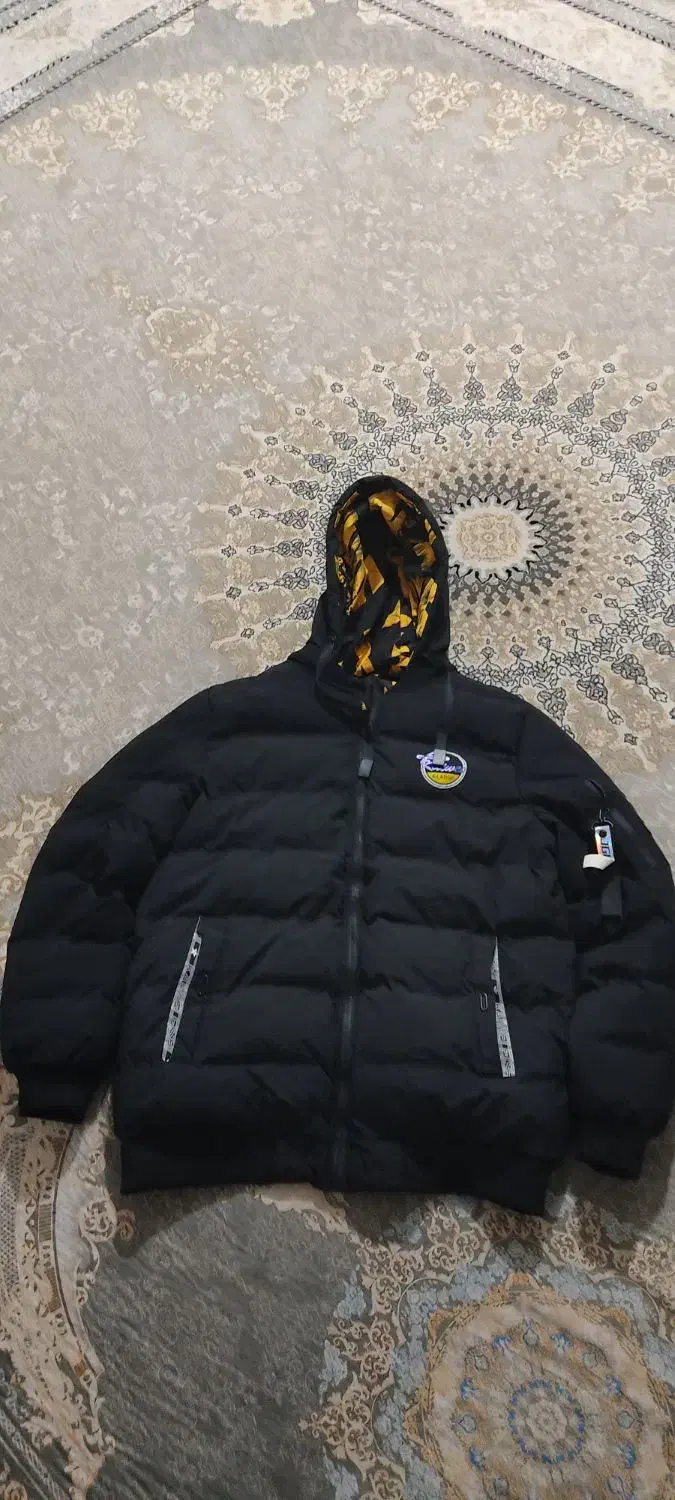 کاپشن دو رویع|لباس|بروجرد, |دیوار