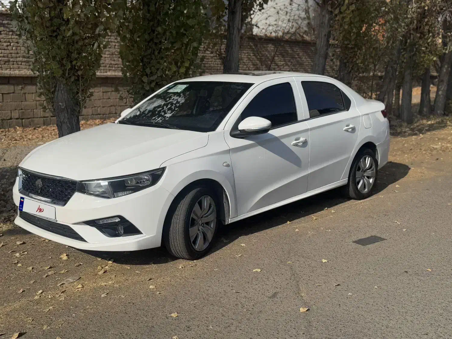 تارا ۱۴۰۲ سفید ۵۰تاکار|خودرو سواری و وانت|زنجان, |دیوار