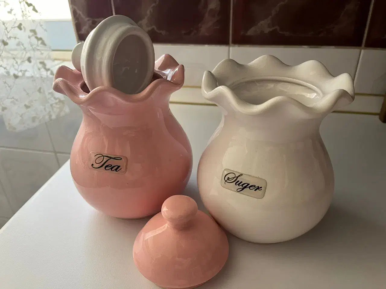 بانکه وسینی|ظروف سرو و پذیرایی|رشت, توشیبا|دیوار