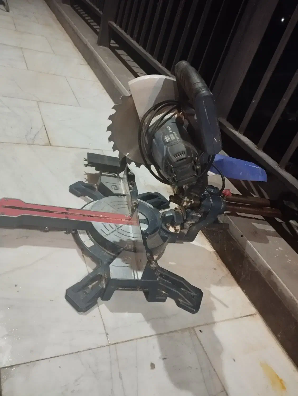 فارسی بر|ابزارآلات|تنکابن, |دیوار