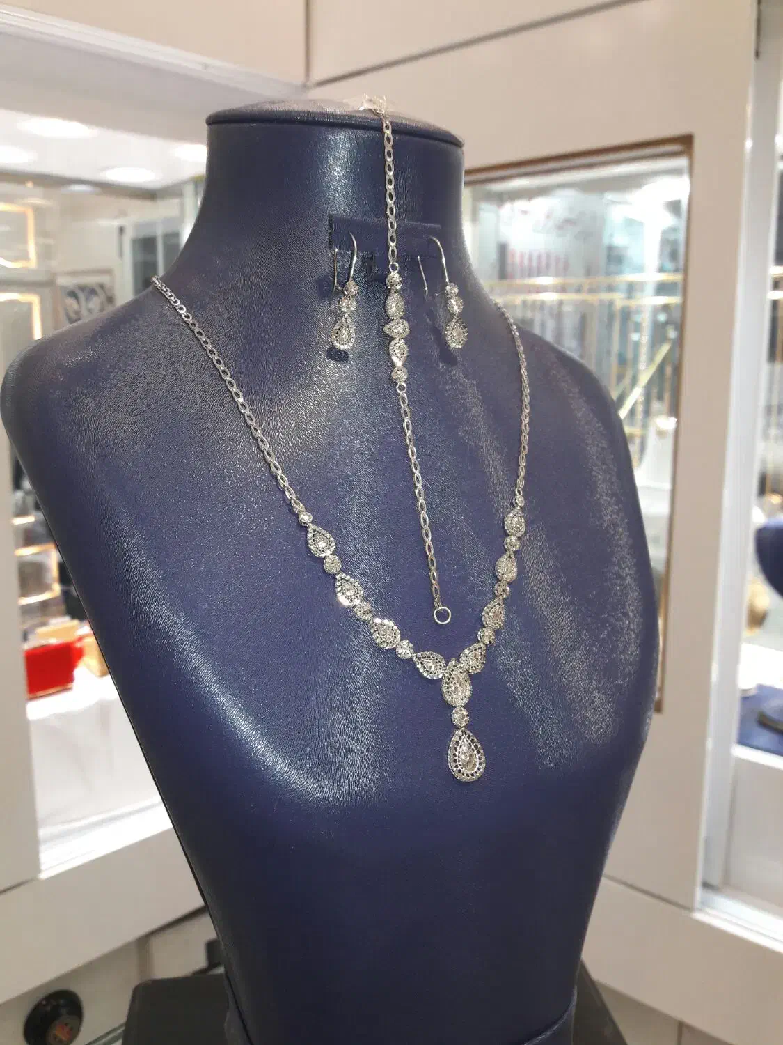 نیم ست بدون اجرت باقری|جواهرات|زنجان, |دیوار