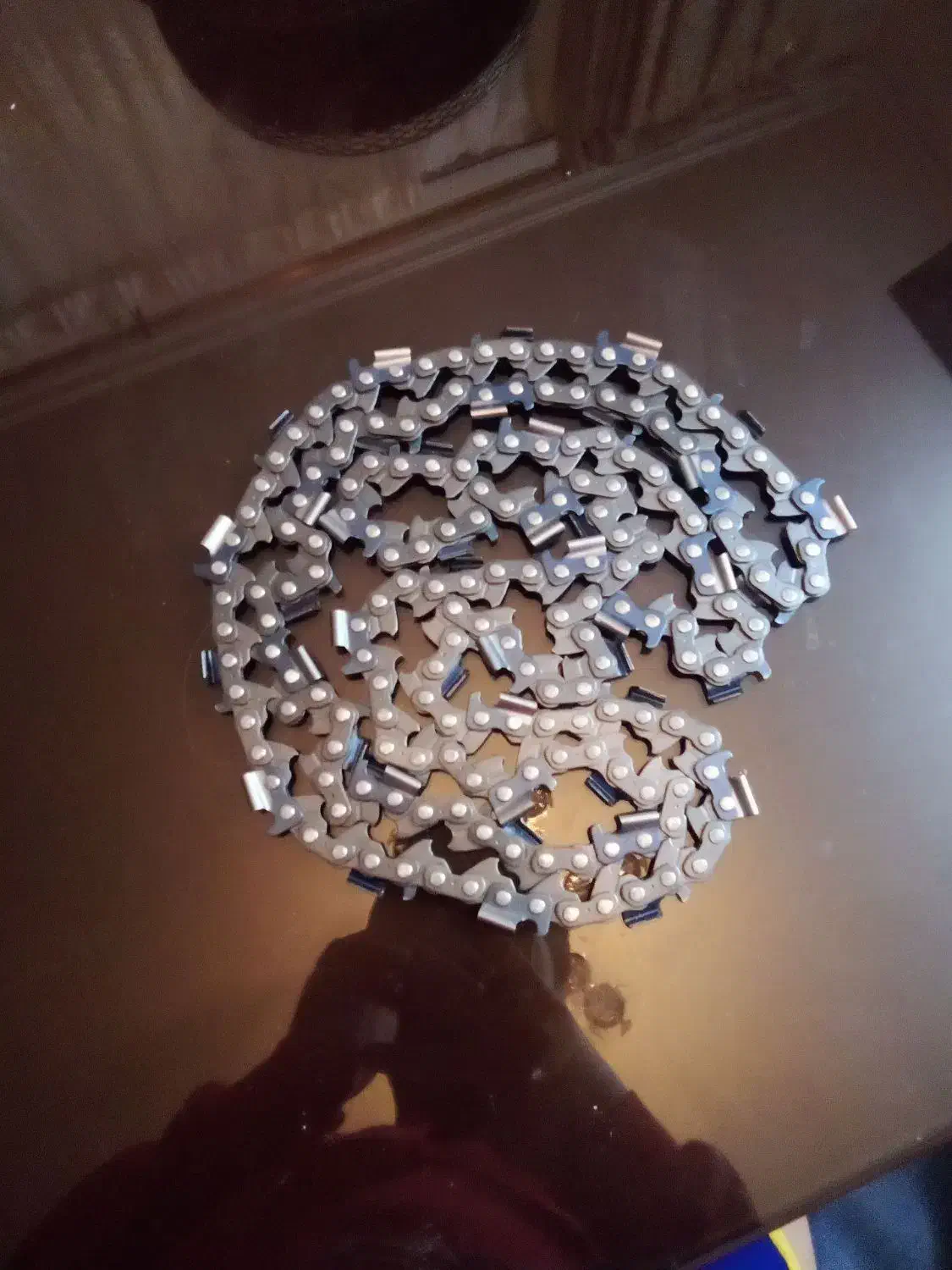 زنجیر اره برقی درخت بر|ابزارآلات|سراب, |دیوار