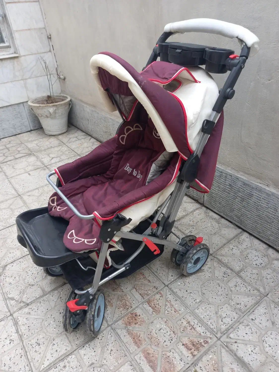 کالسکه کودک|اسباب و اثاث بچه|مشهد, شهرک امام هادی (شهرک غرب)|دیوار