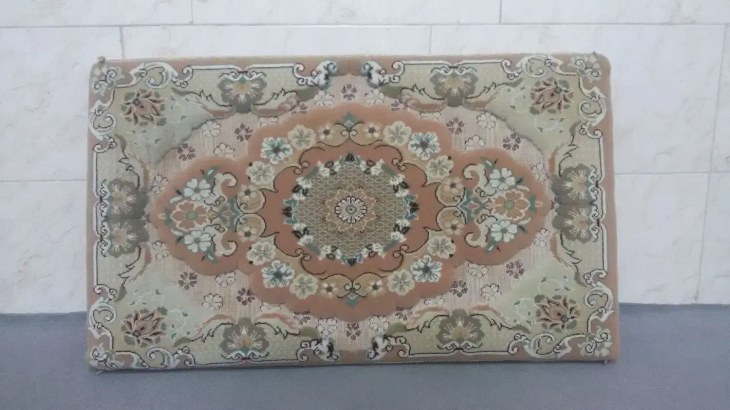 پشتی|پشتی|زنجان, |دیوار