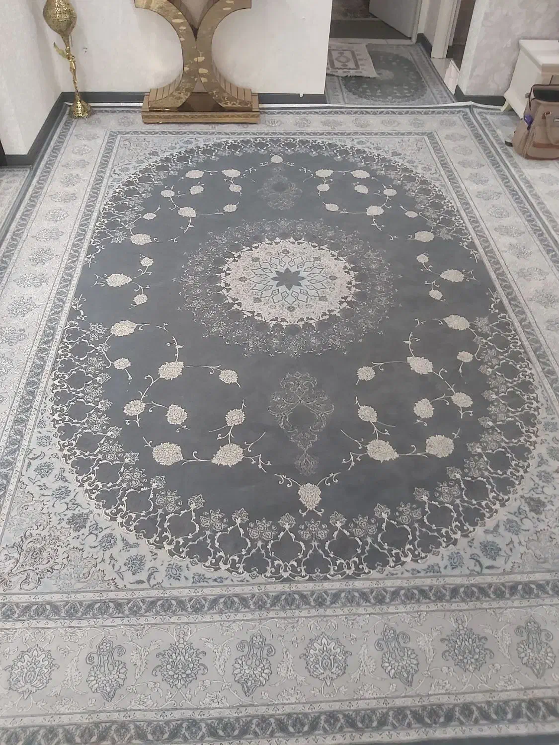 فرش ۱۲ متری|فرش|همدان, |دیوار