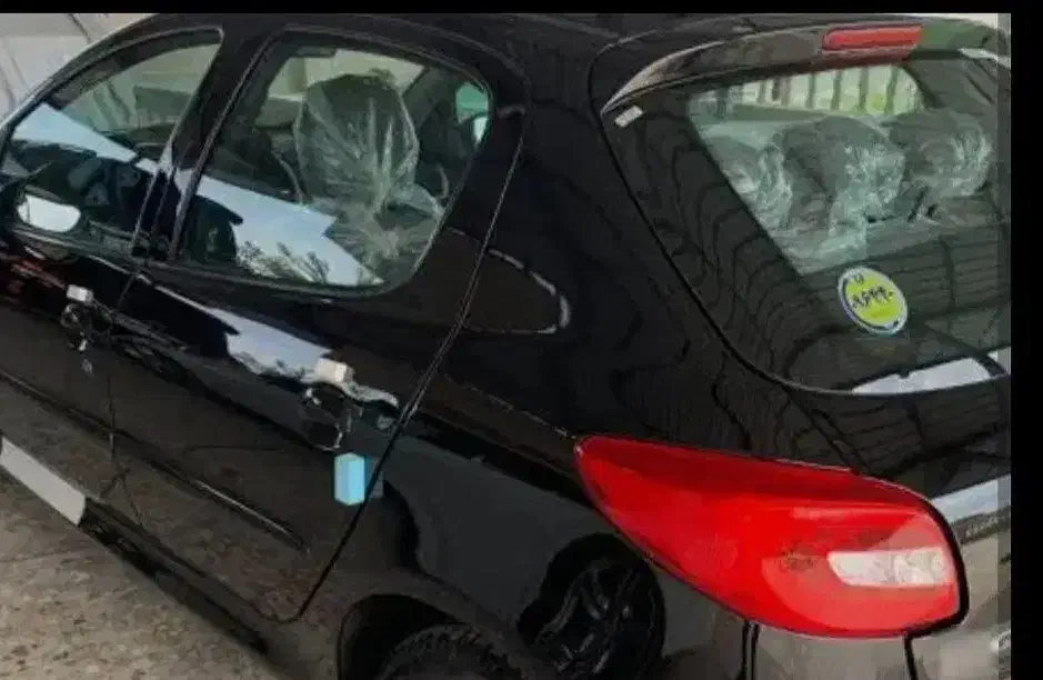 207i با موتور TU5P مشکی متالیک آبنوس۱۴۰۴،دنده ای|خودرو سواری و وانت|سرعین, |دیوار