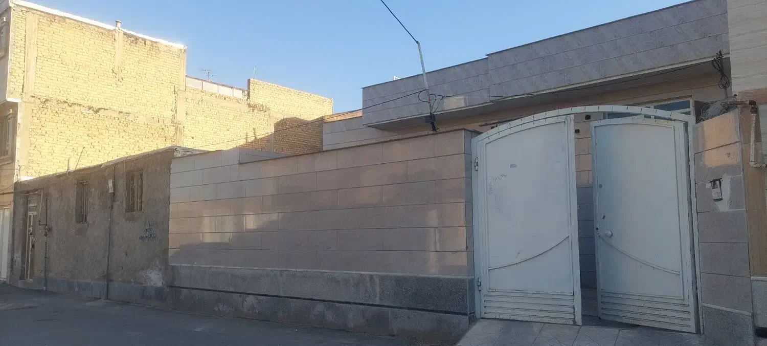 منزل خیابان امیرکبیر|فروش خانه و ویلا|مرودشت, بیست متری بیمارستان|دیوار