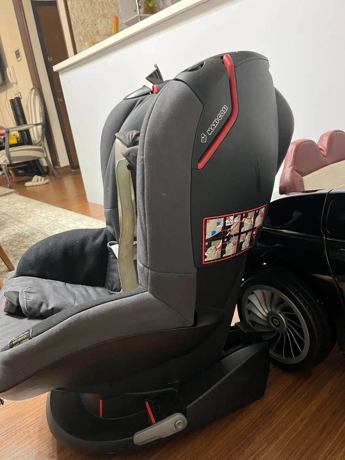 صندلی ماشین مکسی کوزی|تخت و صندلی بچه|محمدشهر, محمدشهر|دیوار