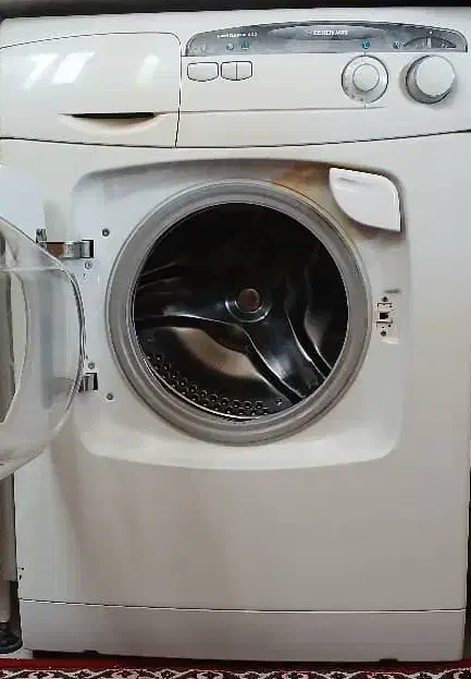 لباسشویی|ماشین لباسشویی و خشک‌کن لباس|برخوار, |دیوار