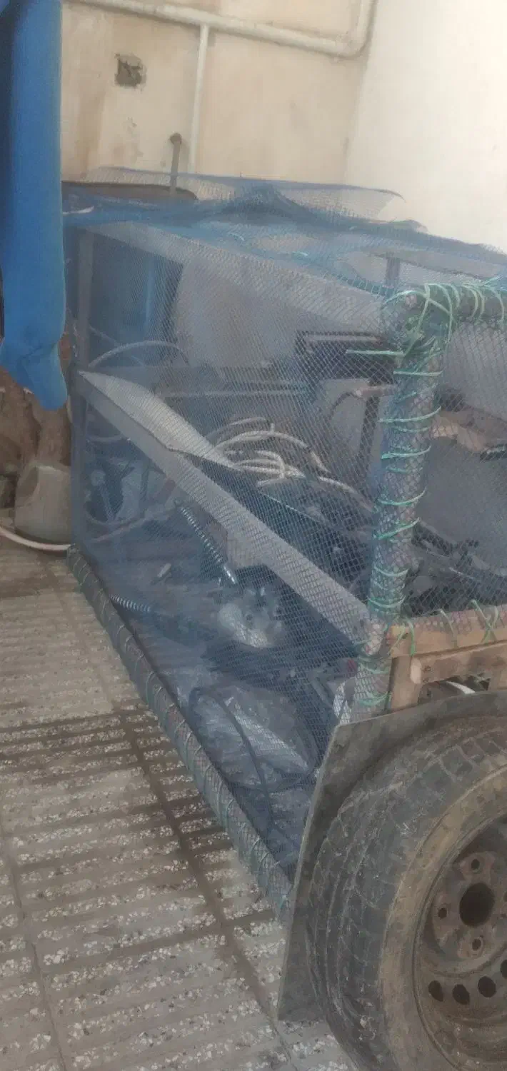 ققس چوبی|لوازم جانبی حیوانات|خان ببین, |دیوار