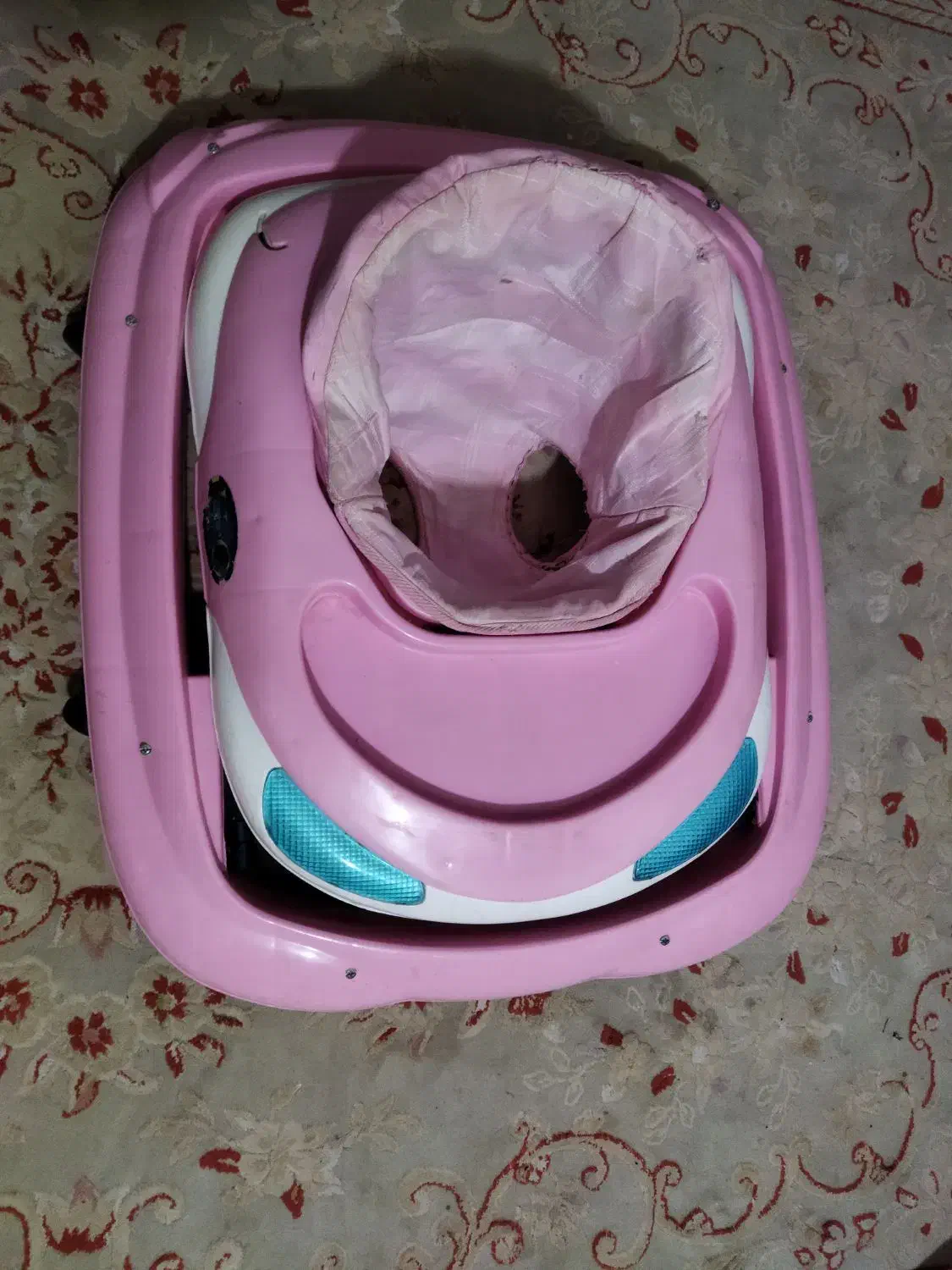 روروک|کالسکه و لوازم جانبی|مرند, |دیوار