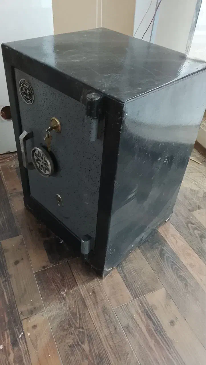 گاو صندوق سوپر کاویان|فروشگاه و مغازه|مشهد, هفده شهریور|دیوار