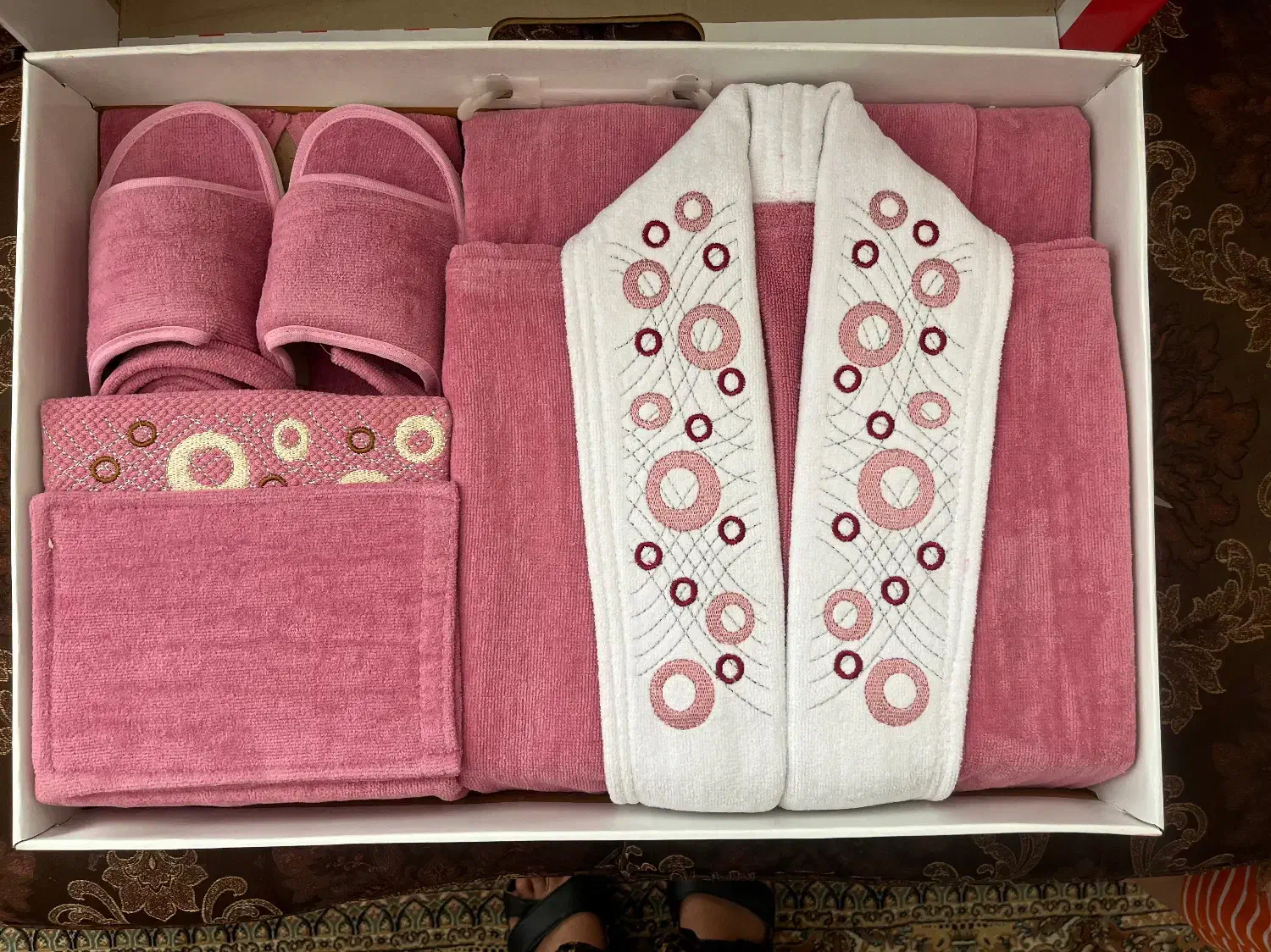 ۲ عدد حوله لباسی|سفره، حوله، دستمال آشپزخانه|یزد, |دیوار