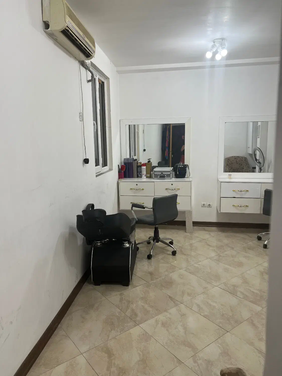 اجاره اتاق سالن زیبایی|اجارهٔ کوتاه‌مدت دفتر کار و فضای آموزشی|اهواز, کوروش|دیوار