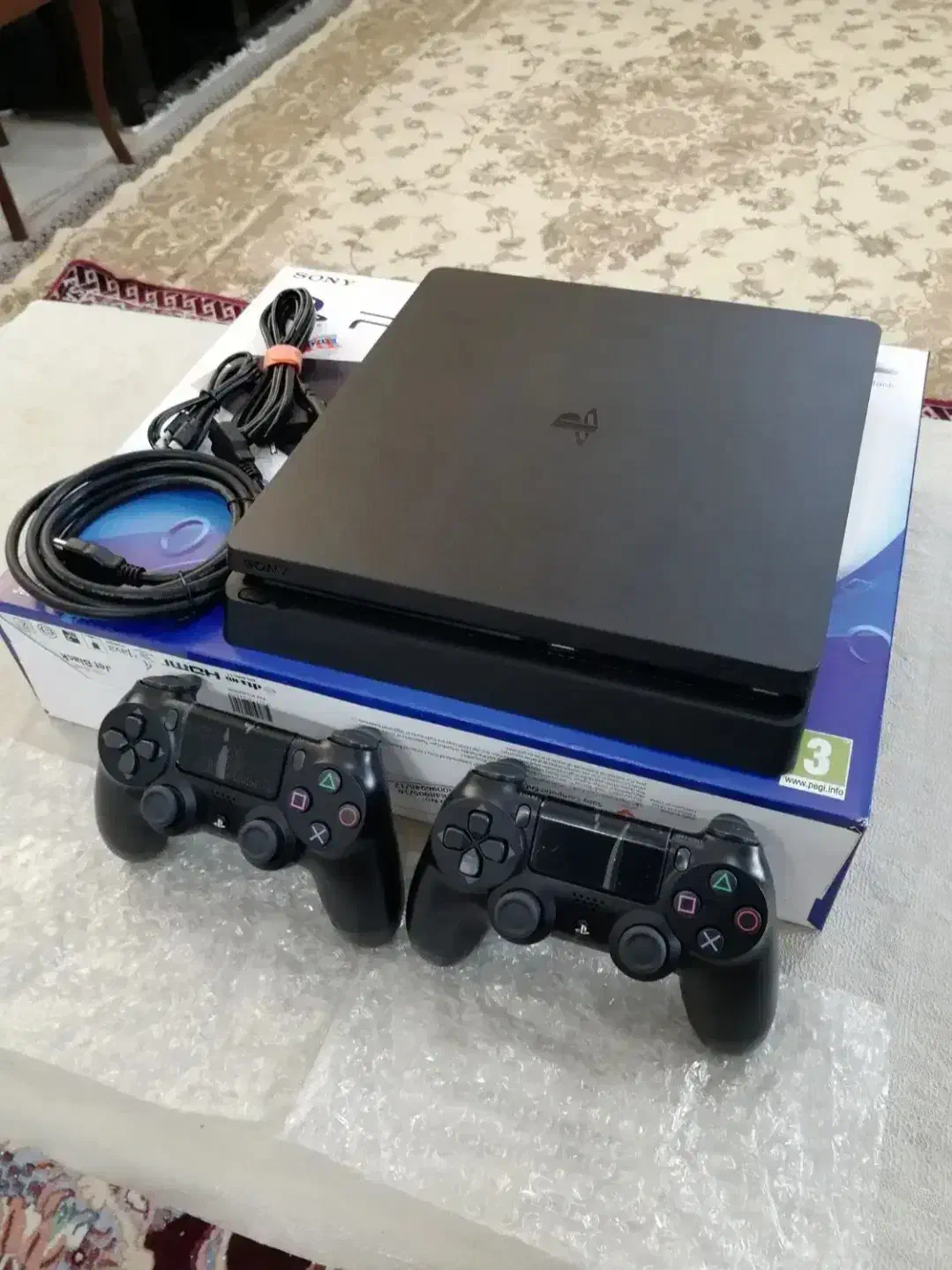 فروش پلی استیشن 4 اسلیم کپی خور در حد نو|کنسول، بازی ویدئویی و آنلاین|قم, باجک یک|دیوار