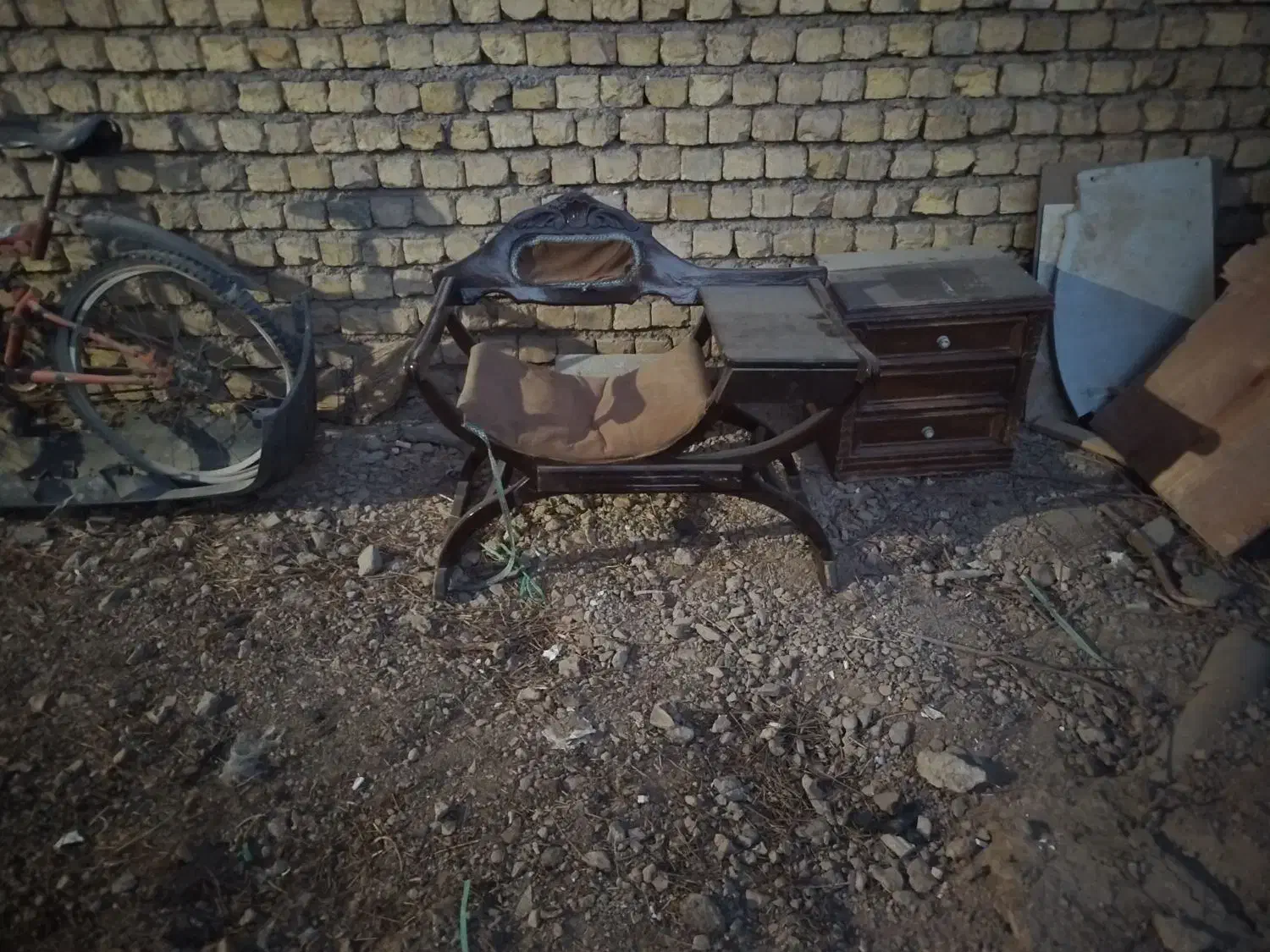 میز تلفن چوبی|میز تلفن|اصفهان, عاشقآباد|دیوار