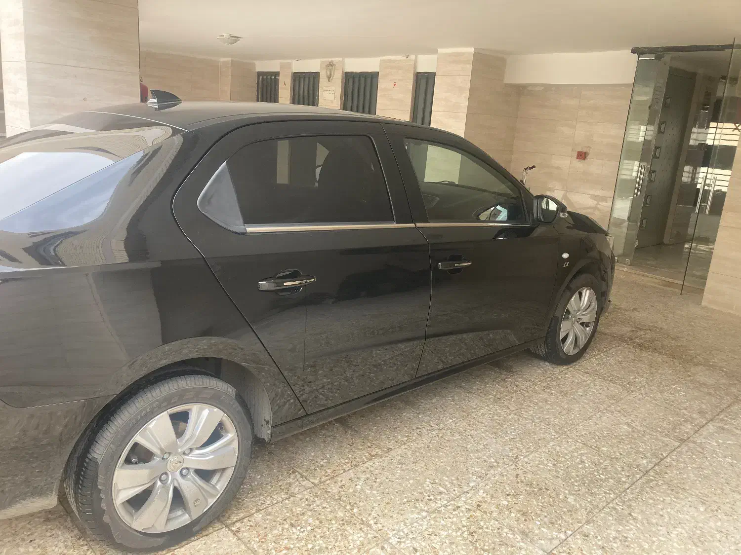 تارا V4 اتوماتیک مشکی آبنوس|خودرو سواری و وانت|اصفهان, عباس‌آباد|دیوار