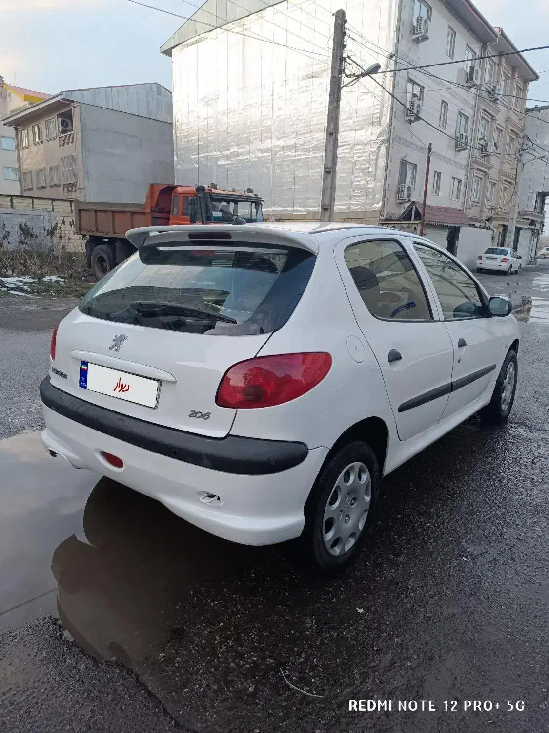 ۲۰۶ تیپ ۵ مدل ۹۲|خودرو سواری و وانت|لاهیجان, شیشه گران|دیوار