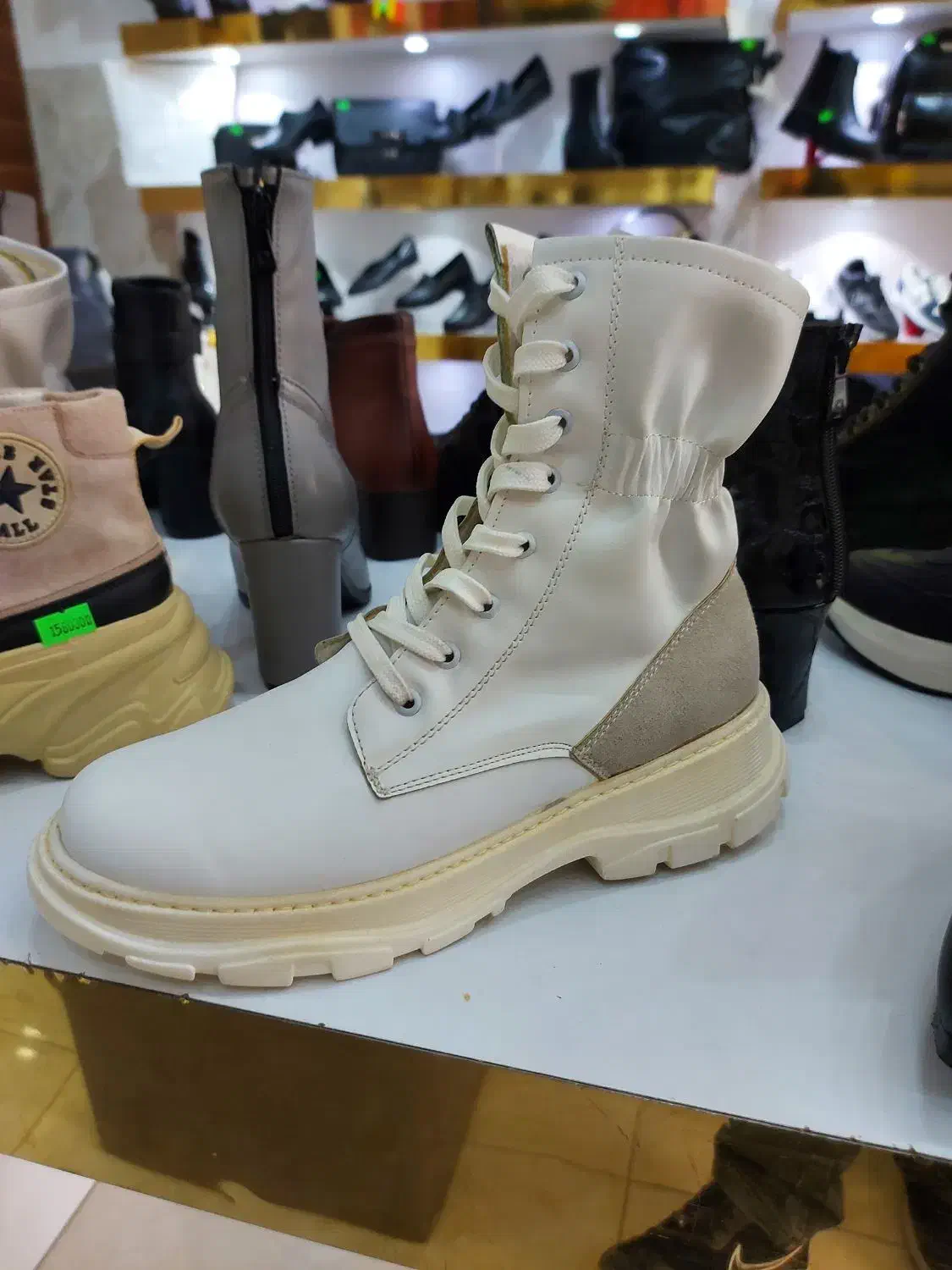 بوت و چکمه فقط ۷۹۰|کیف، کفش، کمربند|اصفهان, شیخ اشراق|دیوار