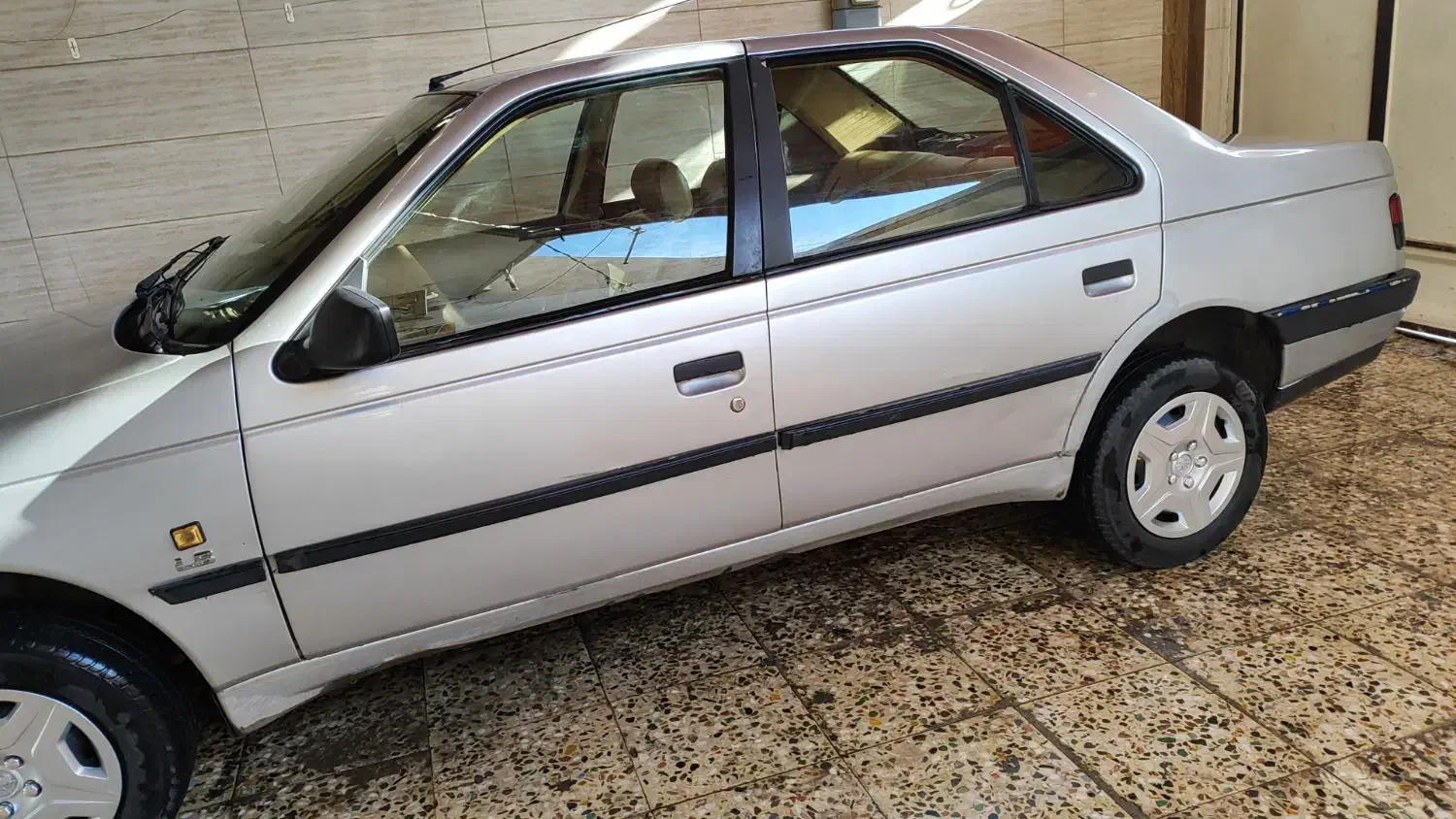 پژو مدل 84 رخ در حد 98|خودرو سواری و وانت|اهواز, شهرک نفت|دیوار