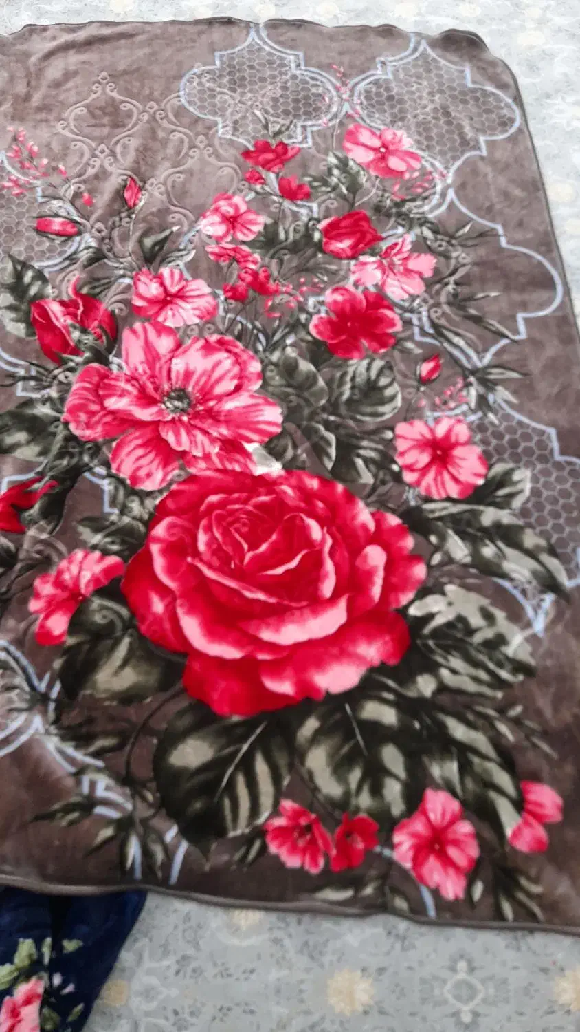 پتو یک نفره 850و 750|رختخواب، بالش، پتو|کرمانشاه, |دیوار