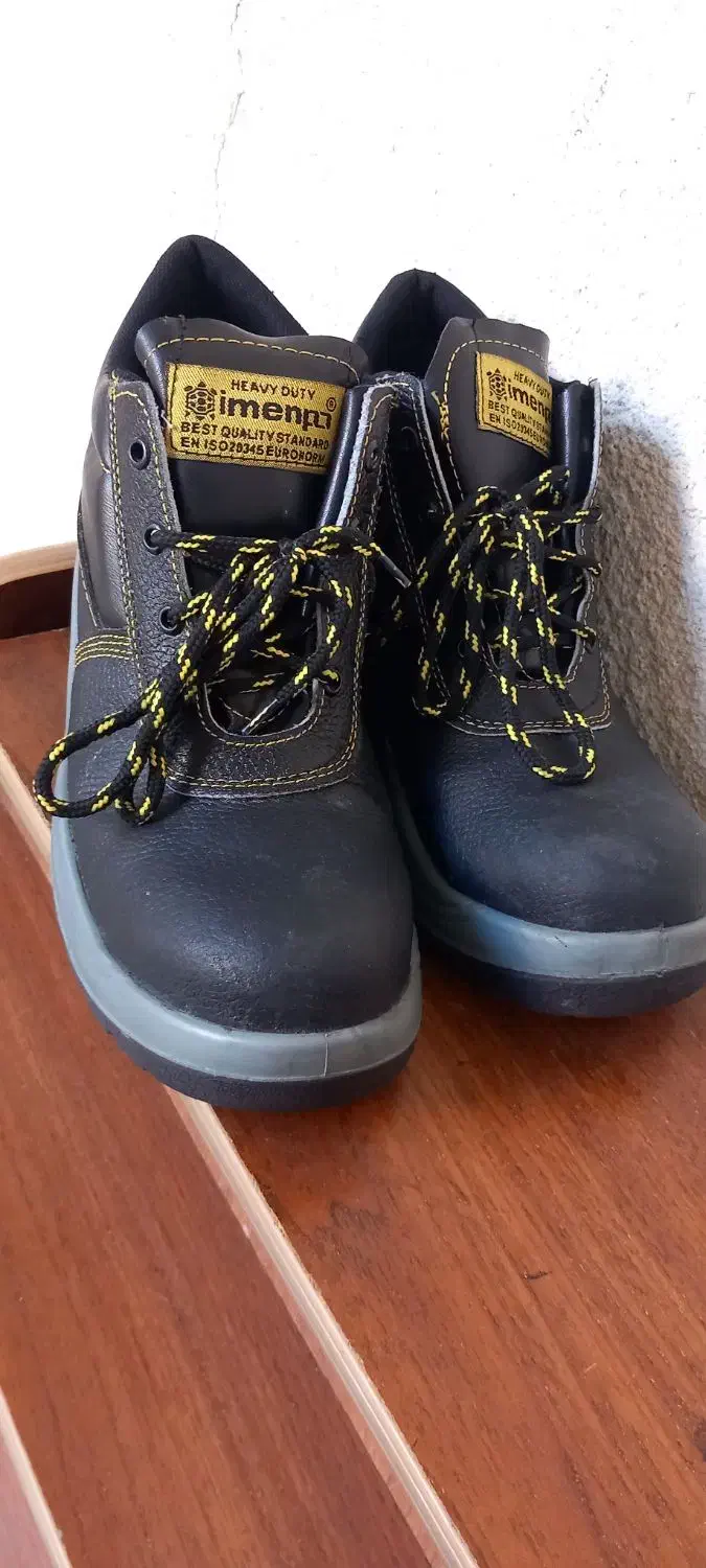 کفش ایمنی|کیف، کفش، کمربند|تبریز, |دیوار