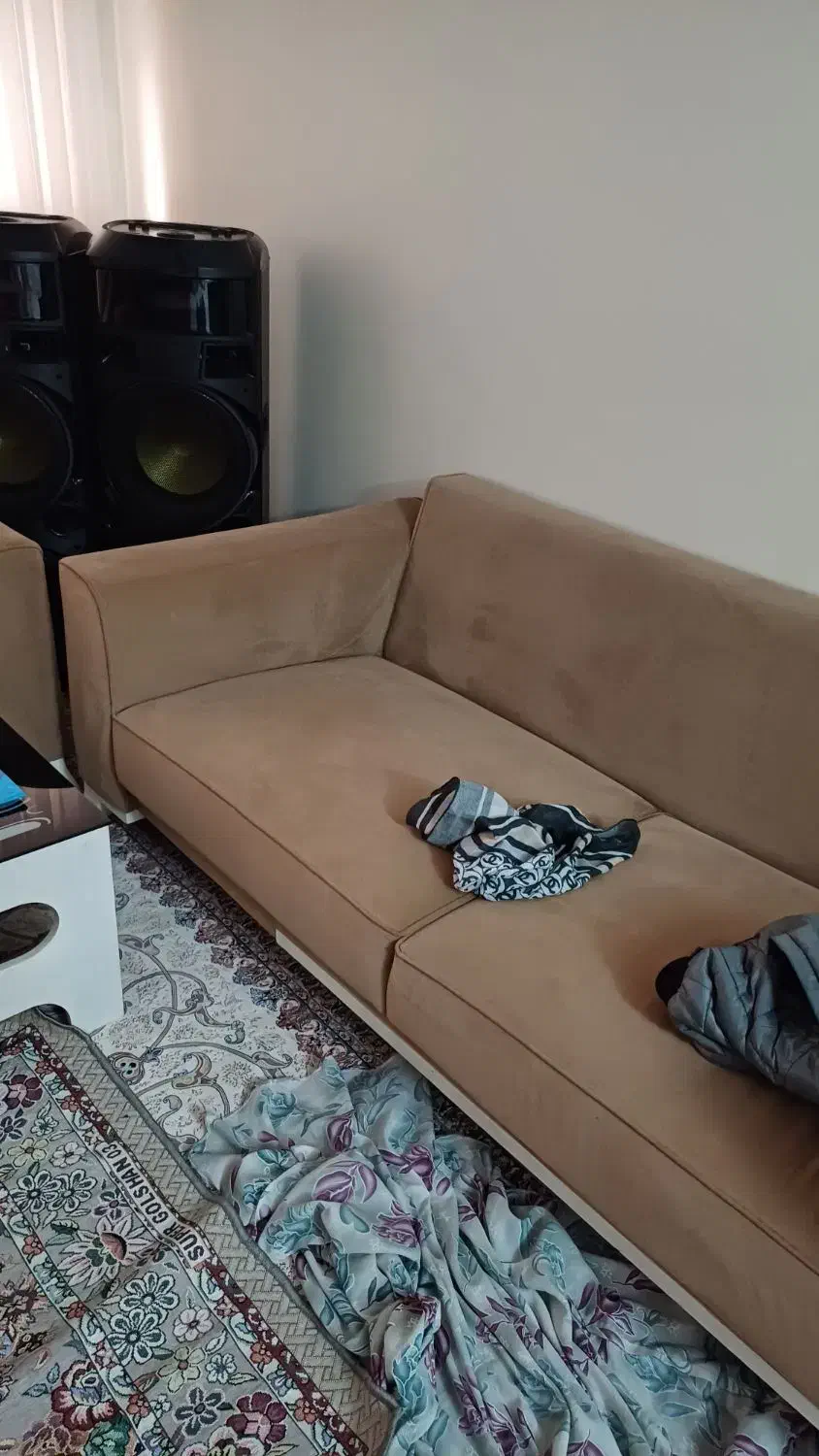 مبل 7نفره راحتی درحدنو|مبلمان خانگی و میز عسلی|ورامین, شهرک ولیعصر|دیوار