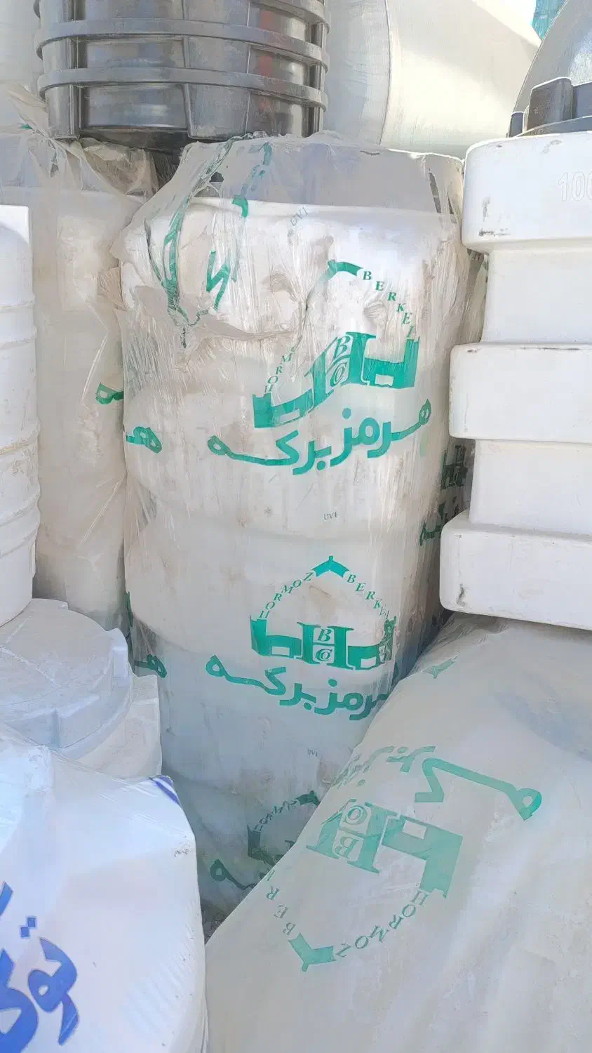 مخازن پلاستیک|مصالح و تجهیزات ساختمان|رباط‌کریم, شهرک صنعتی زواره‌ای|دیوار