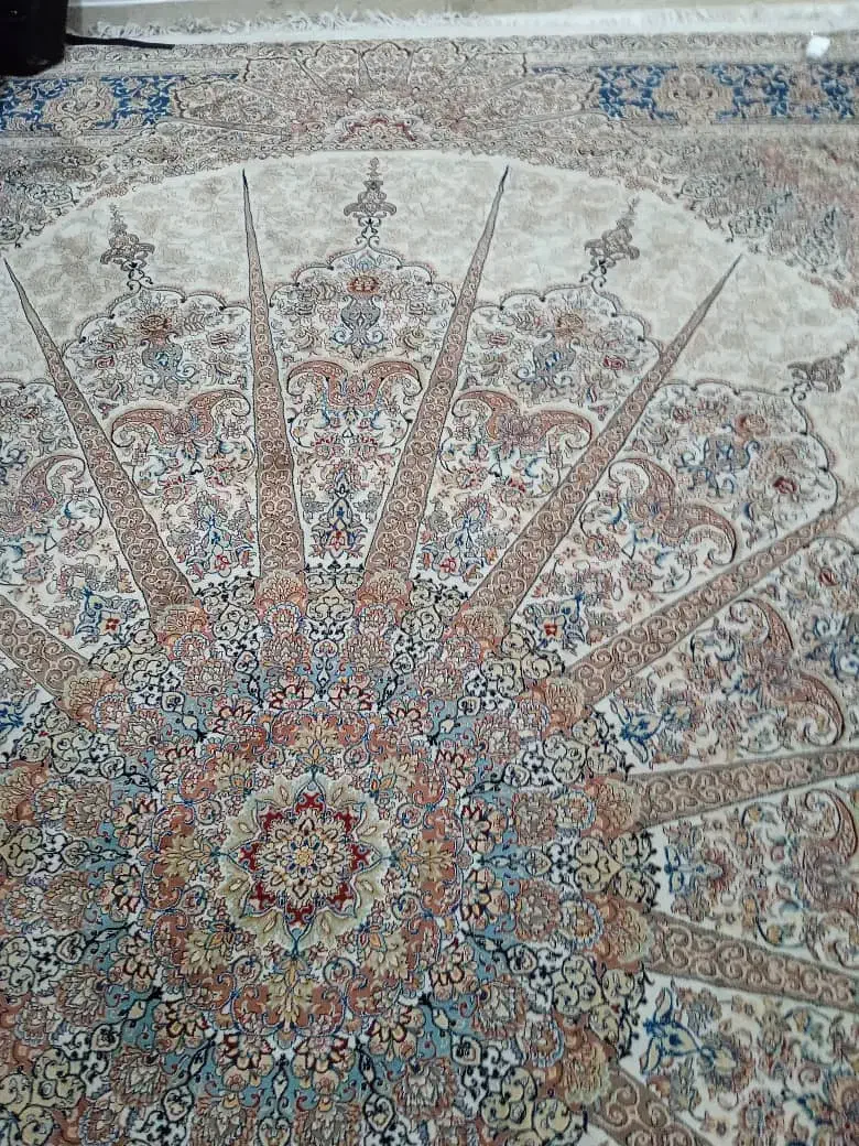 دو عددفرش زیبا|فرش|قدس, شهر‌قدس|دیوار