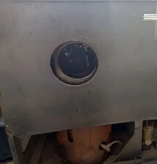 بخاری نفتی عتیقه|بخاری، هیتر، شومینه|تبریز, |دیوار