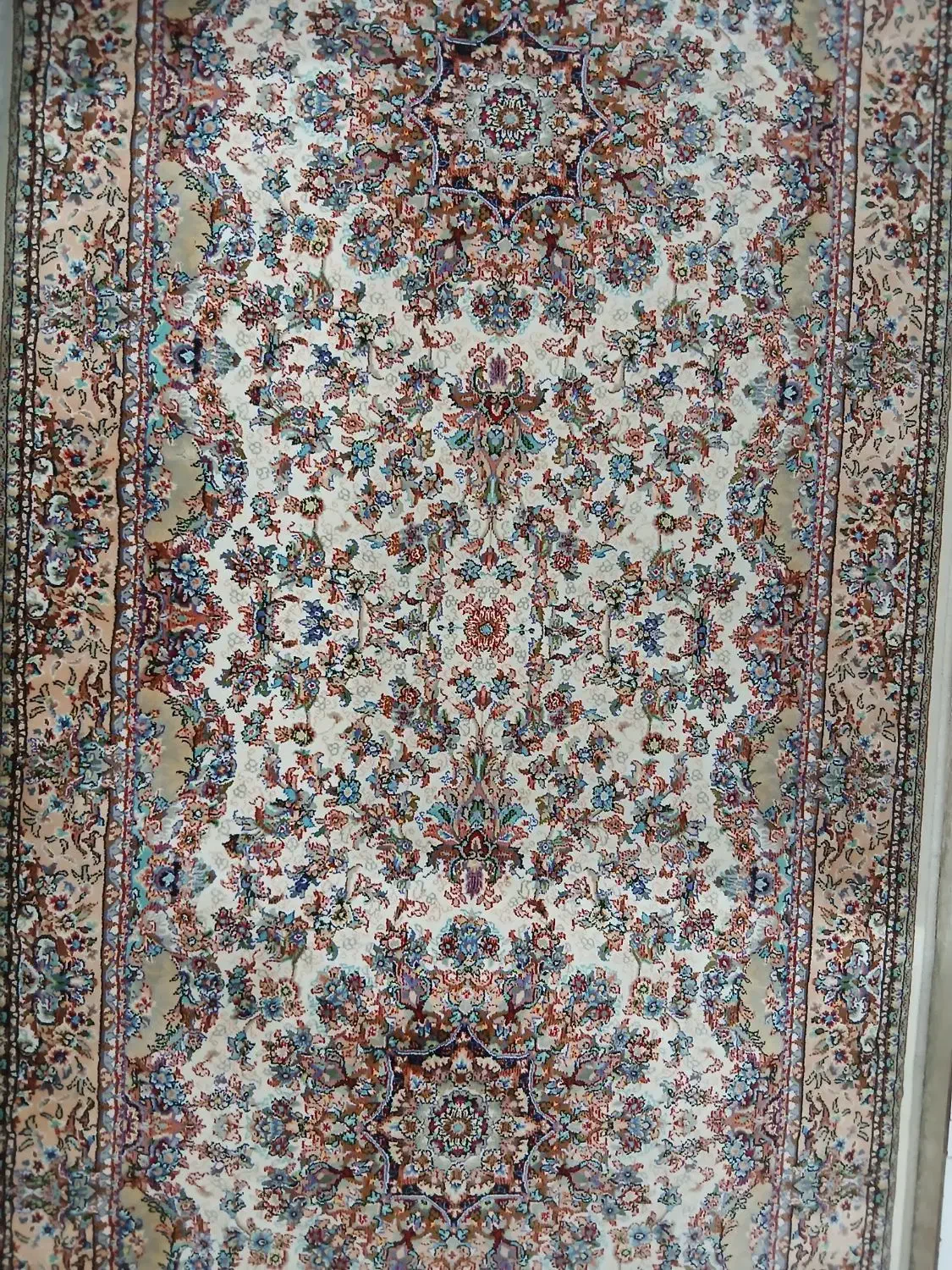 فرش ۴متری باقیمت ۶ملیون|فرش|هشتگرد, هیو|دیوار