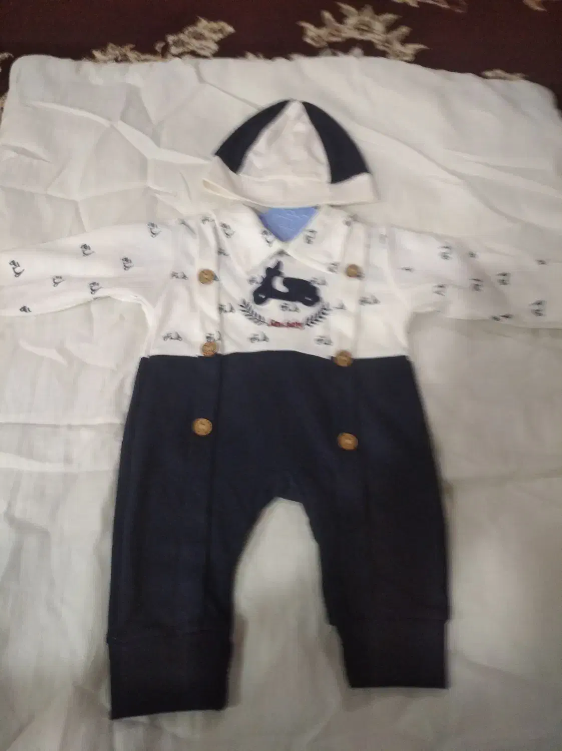 لباس کودک|کفش و لباس بچه|تربت جام, جامرود|دیوار