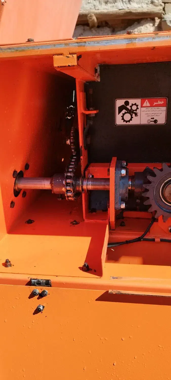 بیلر رامش صنعت اراک|ماشین‌آلات صنعتی|قصابه, |دیوار