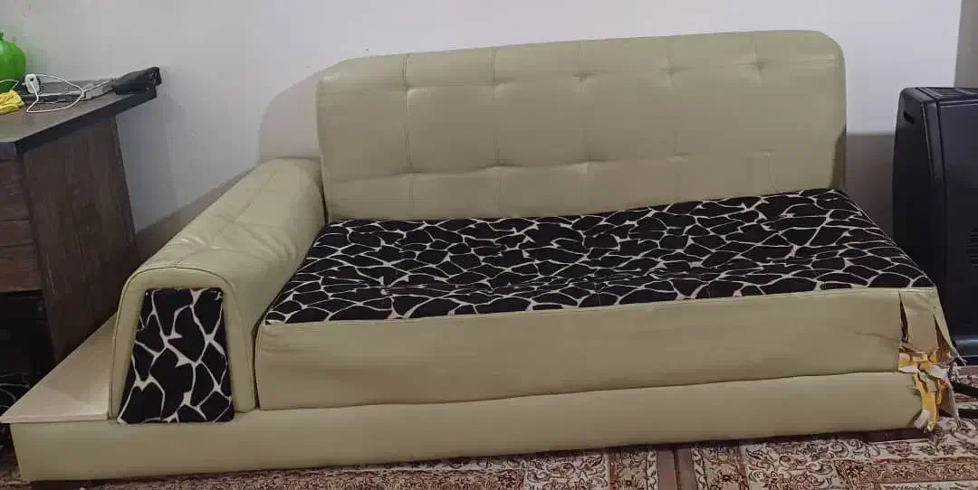 مبل۹ نفره چرم|مبلمان خانگی و میز عسلی|گنبد کاووس, |دیوار