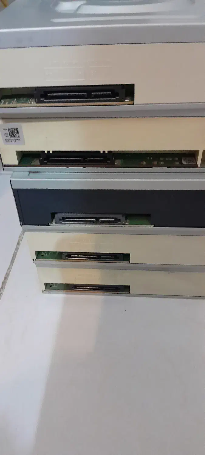 پنج عدد دی وی دی رایتر|قطعات و لوازم جانبی رایانه|ری, شهادت|دیوار